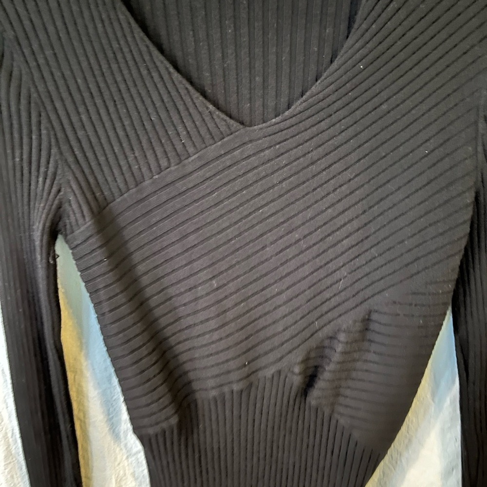 Black Ribbed V-Neck Sweater - Picture 2 of 4